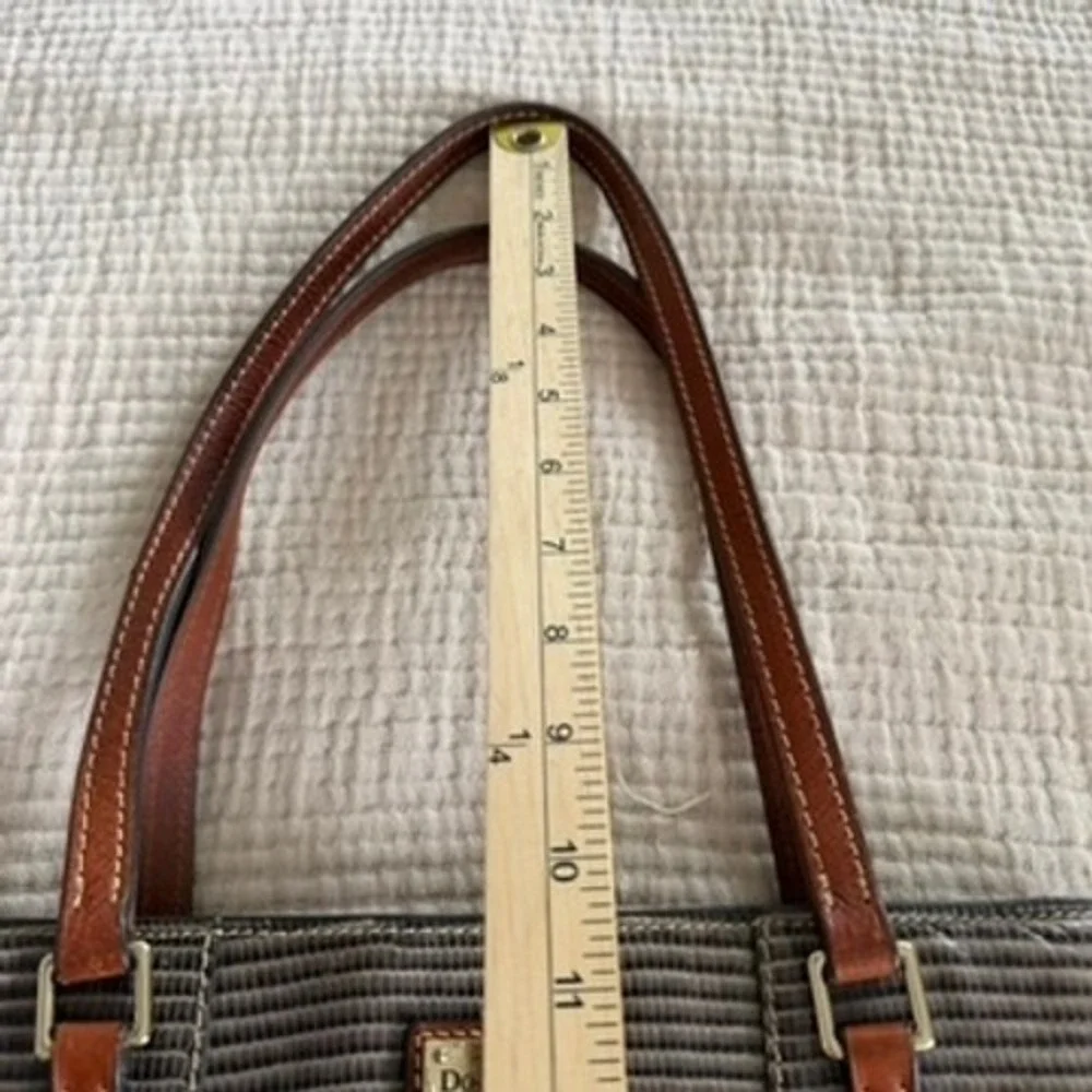 Dooney & Bourke Gray Lizard Embossed Tote Shoulder Bag Matching Wallet Set - Picture 14 of 16